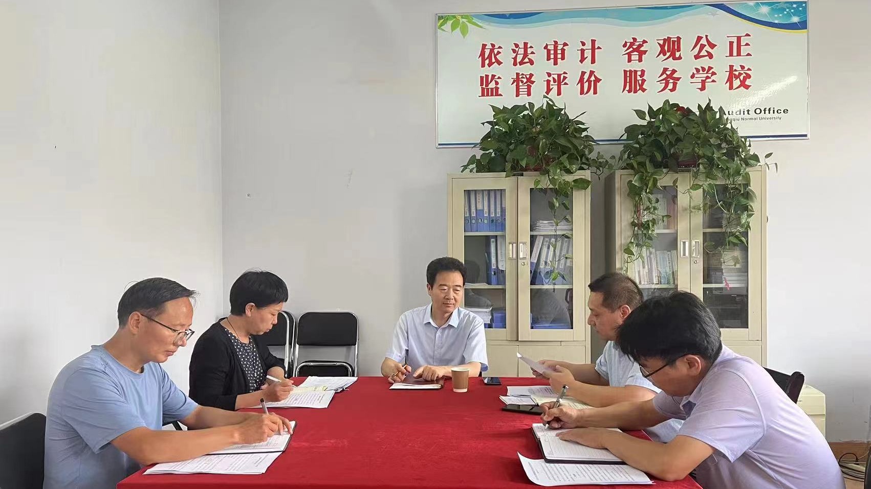 ff075d6193b84af61d30690e08589e5.jpg ff075d6193b84af61d30690e08589e5.jpg